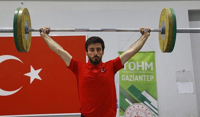 Milli Halterci Harun Algül'ün hedefi dördüncü Avrupa şampiyonluğu