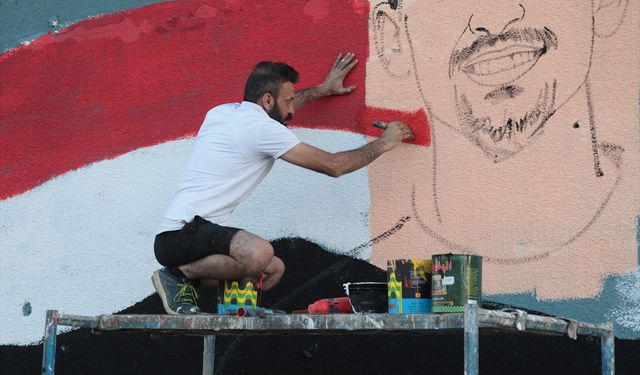 Iraklı grafiti sanatçısı 40 yıl sonra gelen Dünya Kupası sevincini Bağdat'ın duvarlarına taşıdı