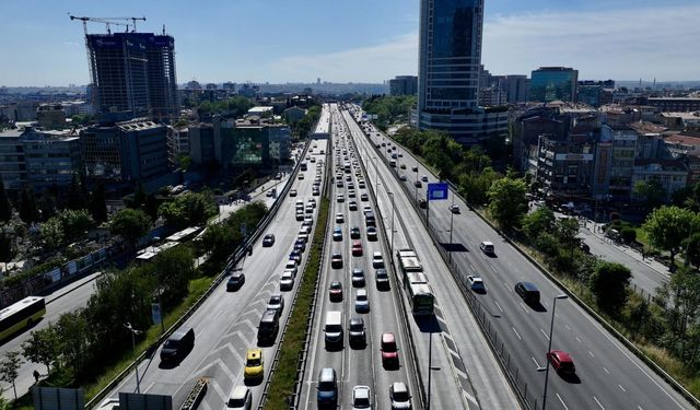 İstanbul'da bazı yollar trafiğe kapatılacak