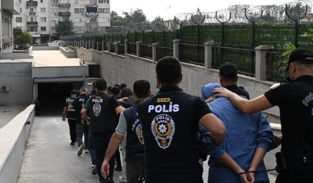Mersin'de yasa dışı bahis operasyonu: Yaklaşık 20 milyar TL'lik işlem hacmi tespit edildi