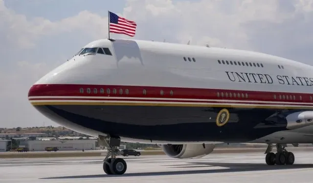 Trump'ın yeni başkanlık uçağının öncekinde bulunan bazı savunma önlemlerine sahip olmadığı iddiası