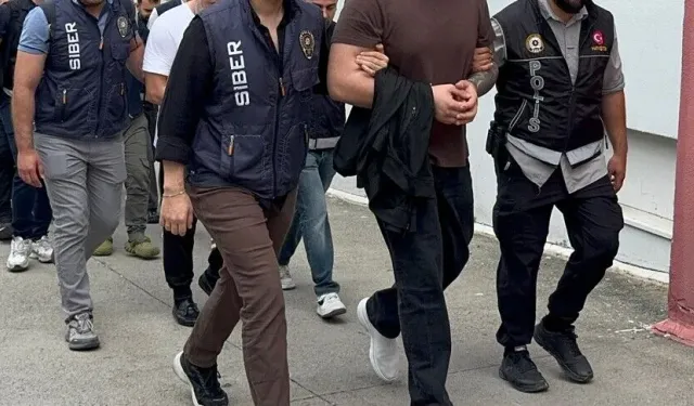 İstanbul'da uluslararası forex dolandırıcılığı operasyonunda 54 şüpheli yakalandı