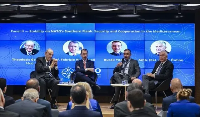 "NATO Zirvesi Diyalogları" kapsamında "NATO'nun Güney Kanadında İstikrar" konulu panel düzenlendi