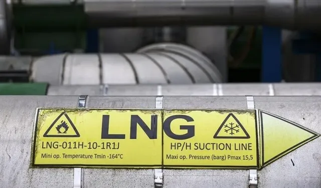 Rus gazına yaptırım uygulayan AB, Moskova'dan LNG tedarikini sürdürüyor