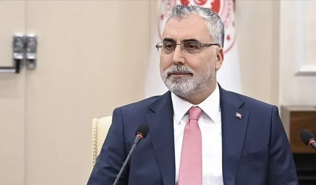 Çalışma ve Sosyal Güvenlik Bakanı Işıkhan'dan İŞKUR Mobil uygulamasına ilişkin paylaşım
