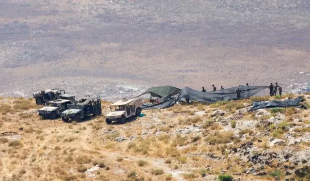 İsrail ordusu Suriye'nin güneyindeki Dera kırsalında çok sayıda genci alıkoydu