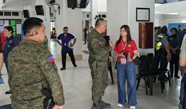 Filipinler'de bir lisede düzenlenen silahlı saldırıda 4 kişi hayatını kaybetti