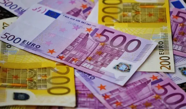 AB'den ikinci çeyrekte 21,8 milyar avro dış ticaret açığı