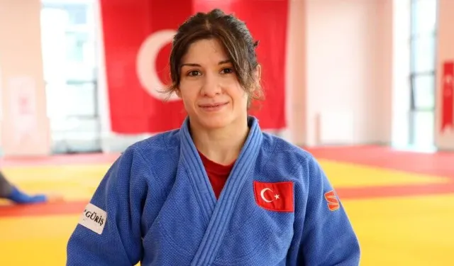Milli judocu Tuğçe Beder, 20. Akdeniz Oyunları'nda kadınlar 48 kiloda şampiyon oldu