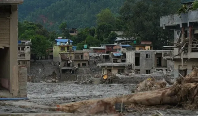 Nepal'deki selde hayatını kaybedenlerin sayısı 469'a çıktı