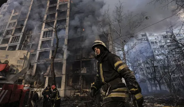 Rusya'dan Kiev'e balistik füze saldırısı: 2 ölü 8 yaralı