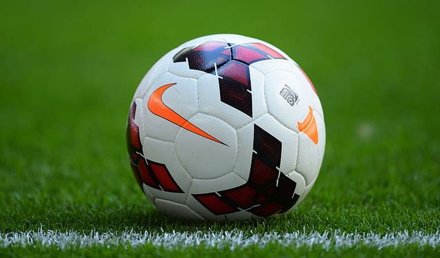 Hakan Çalhanoğlu için ezeli rakip devrede... İşte detayları!