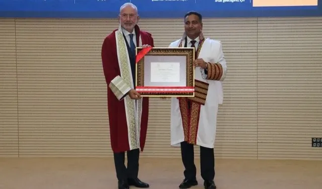 TOGG Yönetim Kurulu Başkanı Fuat Tosyalı'ya fahri doktora ünvanı verildi... İşte detayları!