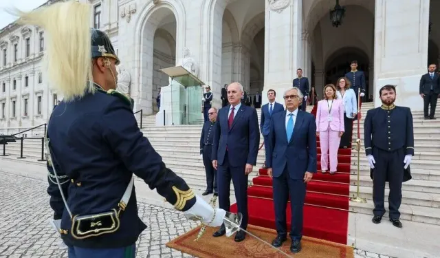 TBMM Başkanı Kurtulmuş, Portekiz'de mevkidaşı Aguiar-Branco tarafından resmi törenle karşılandı