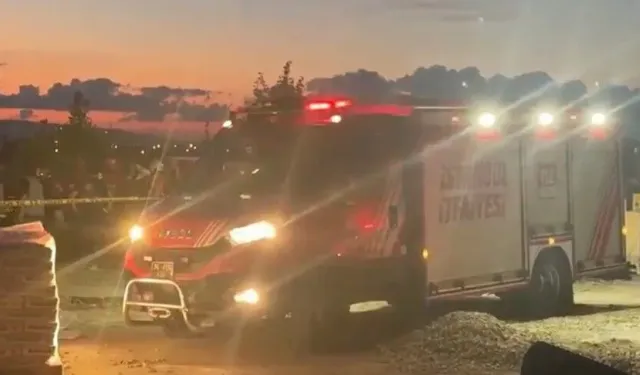 Büyükçekmece’de toprak kayması!