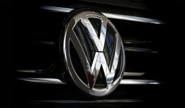 Alman otomotiv devinde kriz büyüyor: Volkswagen’de işler yolunda gitmiyor!