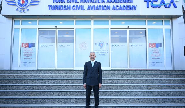 Bakan Uraloğlu duyurdu: Havacılıkta temiz yakıt dönemi başlıyor
