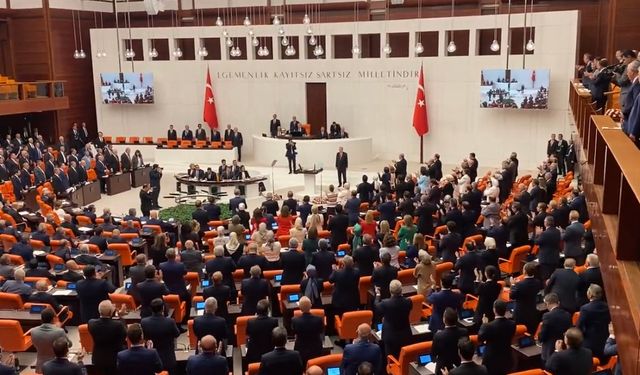 Cumhurbaşkanı Erdoğan’ın Meclis’e girişinde dikkat çeken anlar yaşandı!