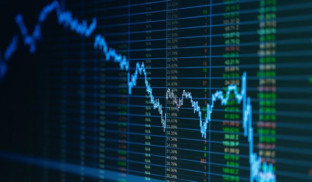 Borsa İstanbul güne yükselişle başladı: BIST 100 12.161 puan
