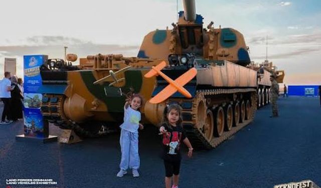 PARS İZCİ 8x8 KBRN aracı TEKNOFEST Güneydoğu'da sergilendi
