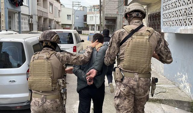 Mersin'de 121 şüpheliye yönelik narkotik operasyonu: 77 kişi yakalandı!