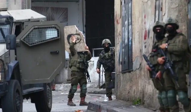 Batı Şeria’da İsrail saldırısı: 3 gözaltı, 3 yaralı
