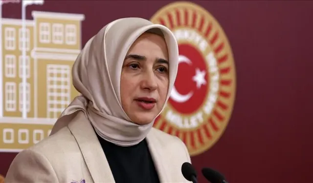 Özlem Zengin'den  Özgür Özel'e: Allah muhalefet seçmeninin yardımcısı olsun