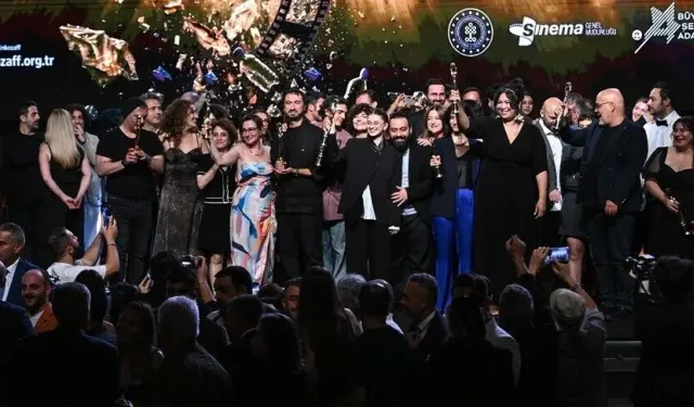 33. Uluslararası Adana Altın Koza Film Festivali'nde ödüller sahiplerini buldu