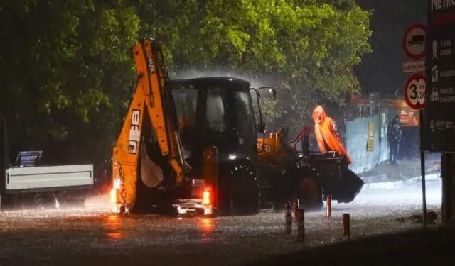 İstanbul’da yağış alarmı: 2 bin 518 ihbar yapıldı