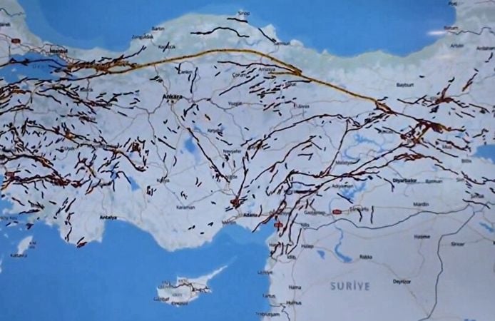 AFAD: Türkiye'de 485 diri fay segmenti var