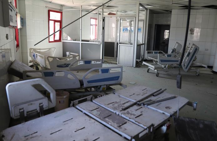 İsrail Gazze'de 10 hastane ve kliniğe saldırdı