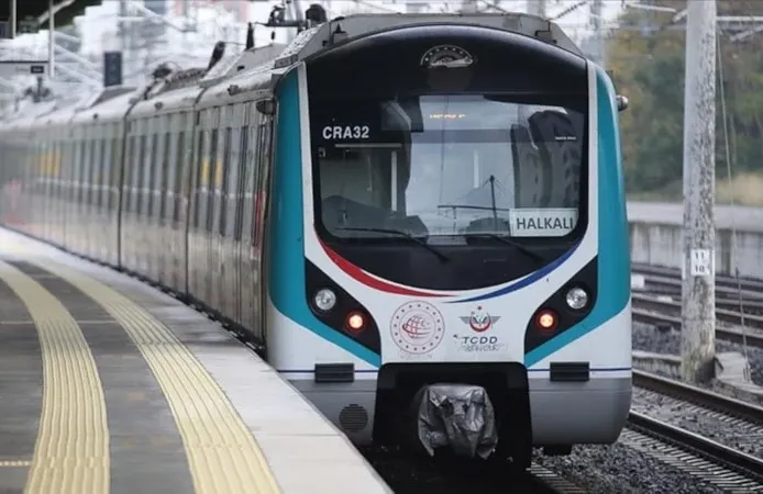 Uraloğlu: İstanbul’da Marmaray gazetecilere ücretsiz oluyor