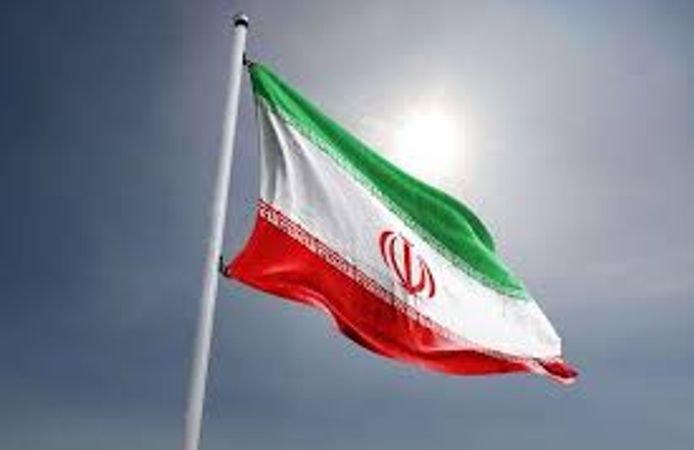 İran'da 'terör örgütü üyesi' iddiasıyla yargılanan 2 kişi idam edildi