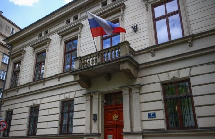 Polonya’dan Rus hamlesi: Elektrik ve gazı kesti!