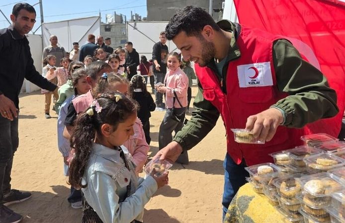 Türk Kızılay, Gazze'de çocuklara yönelik desteklerini sürdürüyor