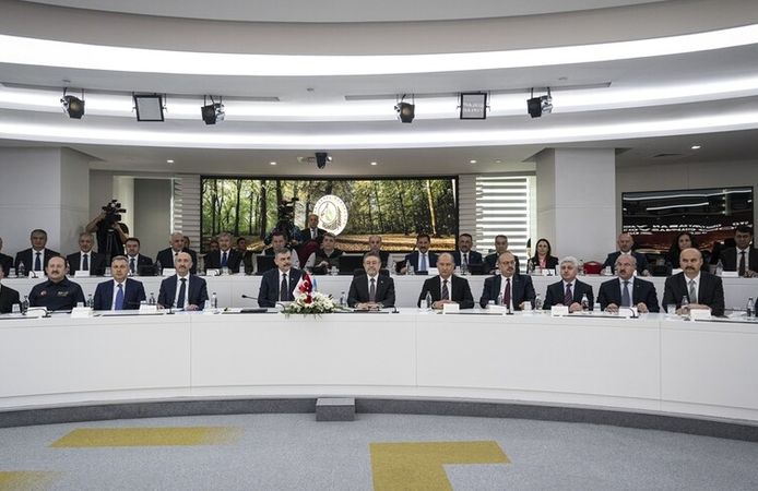 Orman Yangınlarında Riskli İllerin Valileriyle Koordinasyon Toplantısı gerçekleştirildi