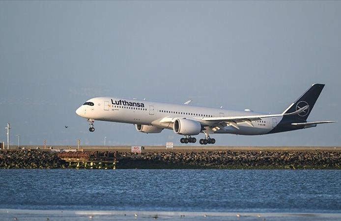 Lufthansa, jet yakıtı krizi nedeniyle 20 bin uçuşu iptal edecek