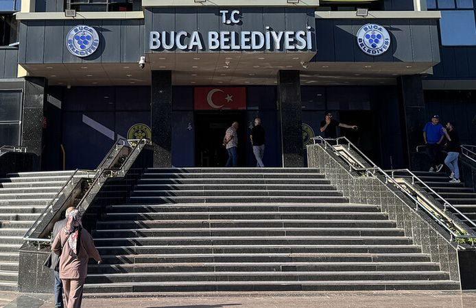 Buca Belediyesi soruşturmasında Görkem Duman ile 41 şüpheli tutuklandı
