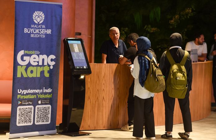 Malatya'da yeni nesil şehir kütüphanesi açıldı