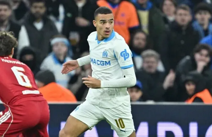 Fenerbahçe'nin yeni transferi Mason Greenwood, yarın İstanbul'a gelecek