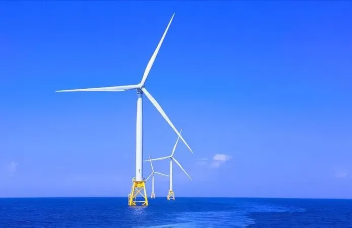 AB'den Fransa'nın 63 milyar avroluk deniz üstü rüzgar enerjisi destek planına onay