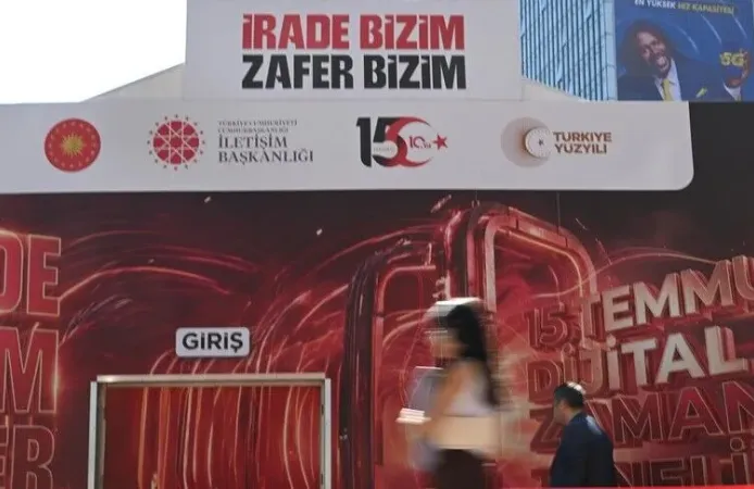 "İrade Bizim, Zafer Bizim" dijital zaman tüneli ziyarete açıldı