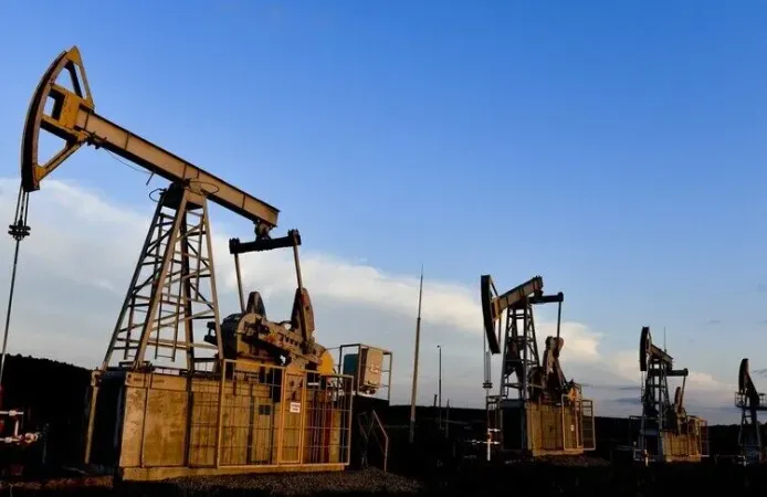 Putin, ABD'ye ve dünyaya petrol tedarik etmeye hazır olduklarını belirtti