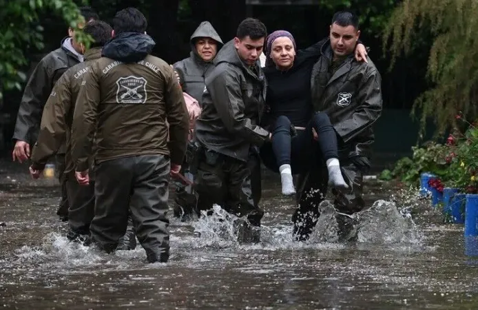 Şili'de şiddetli yağışlar nedeniyle acil durum ilan edildi
