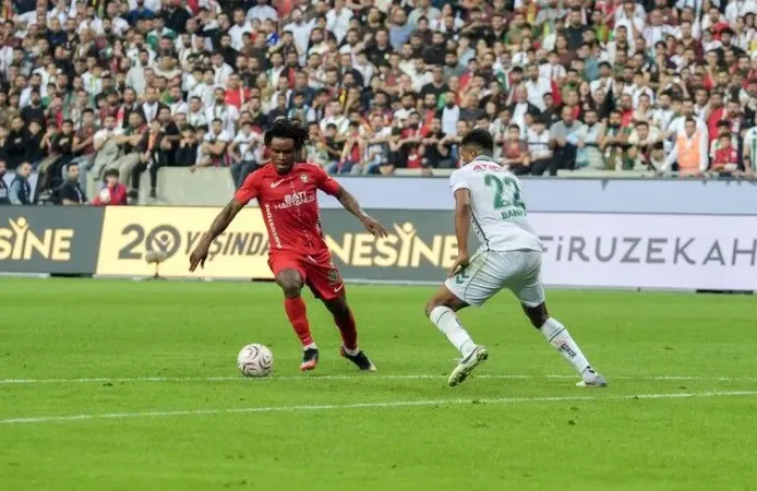 Amed Sportif Faaliyetler, Konyaspor’u tek golle geçti!