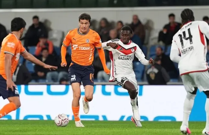 Süper Lig'de Başakşehir, Gaziantep FK'yı mağlup etti
