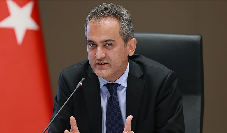 Bakan Özer: "24 Nisan itibarıyla artık ülkemizde 81 ilde eğitim-öğretim kaldığı yerden devam edecek"