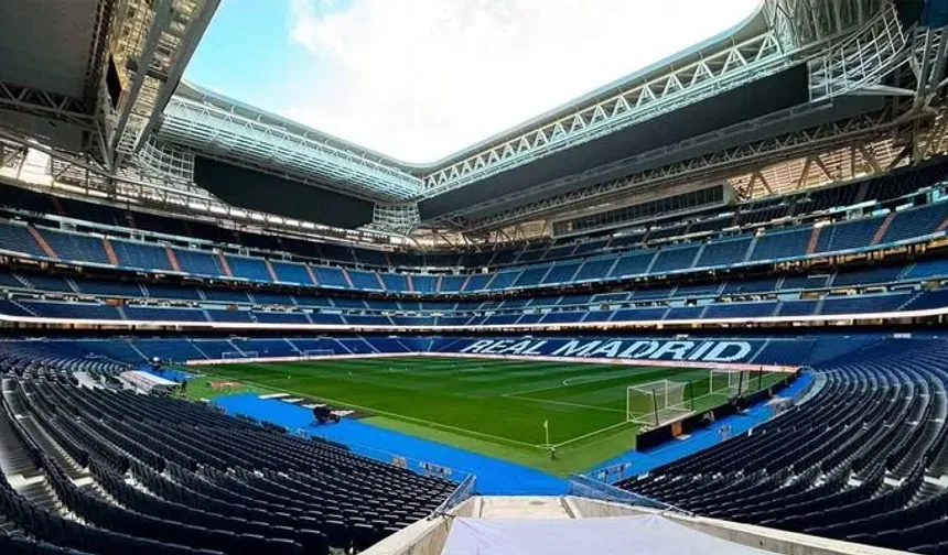 1- Santiago Bernabeu

Real Madrid