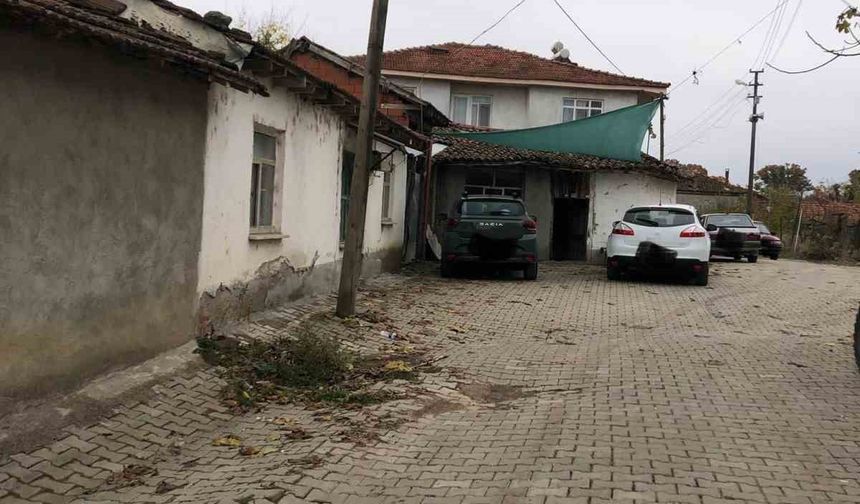 Biga’da kardeş kavgası cinayetle bitti: Abisini boğarak öldürdü