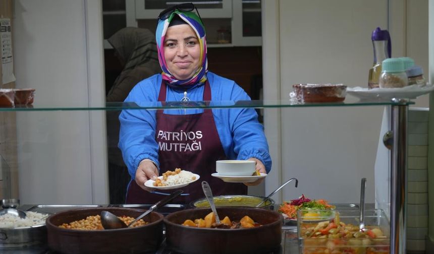 Yaptığı yemekler çok beğenilince kendi lokantasını kurdu: İlçedeki kadınların da gelir kapısı oldu